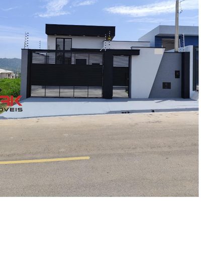 Casa, 3 quartos, 250 m² - Foto 1