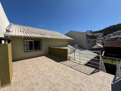 Sobrado, 3 quartos, 200 m² - Foto 2