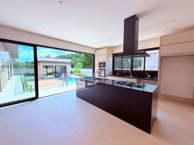 Casa, 3 quartos, 244 m² - Foto 5