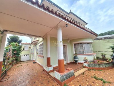 Casa, 3 quartos, 270 m² - Foto 1