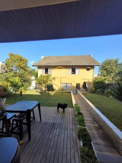 Sobrado, 4 quartos, 200 m² - Foto 1