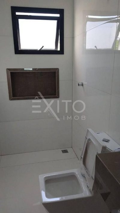 Casa, 3 quartos, 236 m² - Foto 4