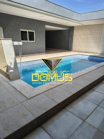 Casa, 4 quartos, 382 m² - Foto 1