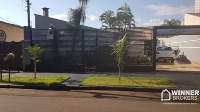 Casa, 4 quartos, 200 m² - Foto 1