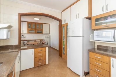 Casa, 4 quartos, 202 m² - Foto 1