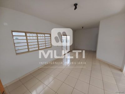 Casa, 3 quartos, 215 m² - Foto 2