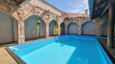 Sobrado, 4 quartos, 251 m² - Foto 1