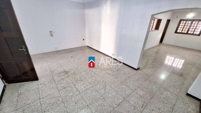 Casa, 4 quartos, 222 m² - Foto 2