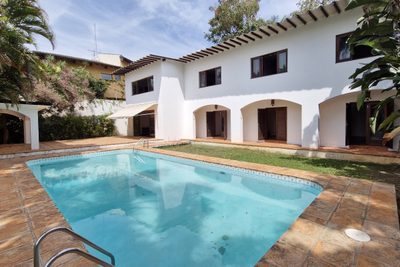 Casa, 4 quartos, 375 m² - Foto 1