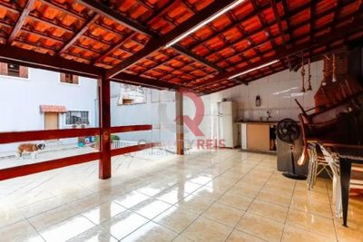 Sobrado, 4 quartos, 320 m² - Foto 1