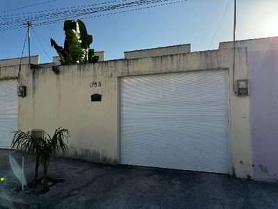 Casa, 2 quartos, 230 m² - Foto 1