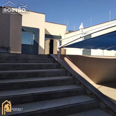 Casa, 4 quartos, 124 m² - Foto 2