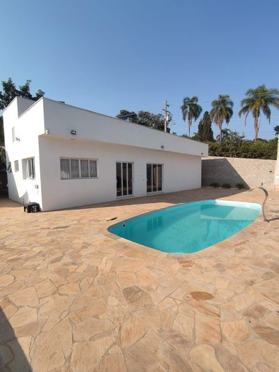 Chácara, 3 quartos, 1000 m² - Foto 1