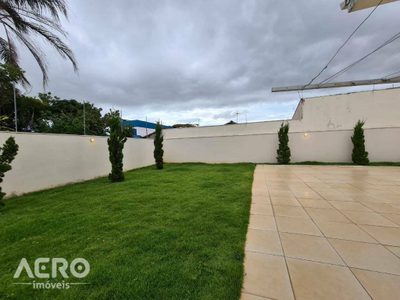 Casa, 3 quartos, 275 m² - Foto 3