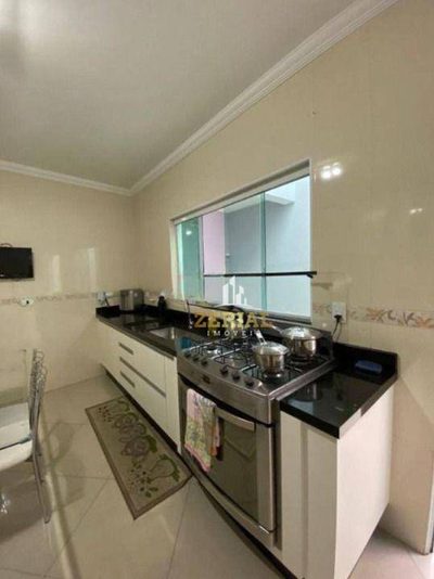 Sobrado, 3 quartos, 248 m² - Foto 4