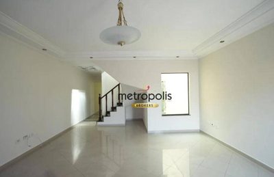 Sobrado, 3 quartos, 242 m² - Foto 2