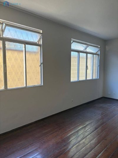 Apartamento, 3 quartos, 140 m² - Foto 1