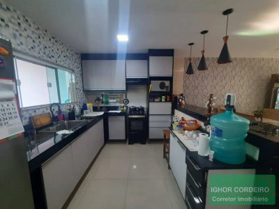 Casa, 3 quartos, 210 m² - Foto 3