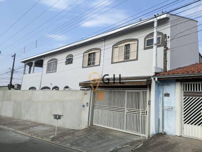 Sobrado, 3 quartos, 230 m² - Foto 1