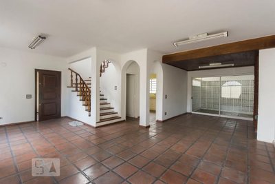 Casa, 3 quartos, 200 m² - Foto 1