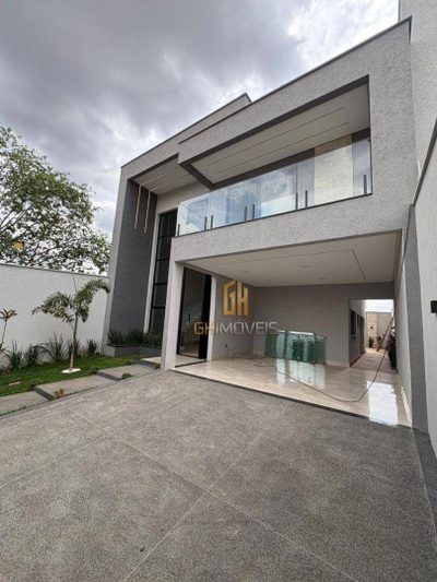 Casa, 4 quartos, 200 m² - Foto 1