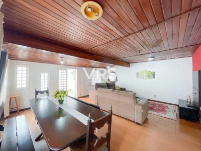 Casa, 4 quartos, 168 m² - Foto 2