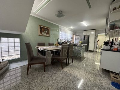 Sobrado, 4 quartos, 320 m² - Foto 2