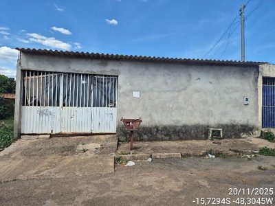 Casa, 3 quartos, 300 m² - Foto 1