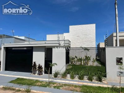 Casa, 3 quartos, 145 m² - Foto 1