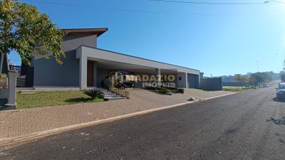 Casa, 4 quartos, 450 m² - Foto 1