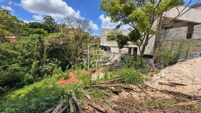 Loteamento e Condomínio, 648 m² - Foto 4