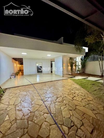 Casa, 3 quartos, 151 m² - Foto 1