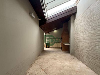 Casa, 3 quartos, 204 m² - Foto 3