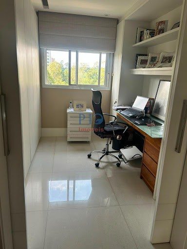 Apartamento, 3 quartos, 200 m² - Foto 4