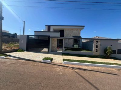Casa, 3 quartos, 195 m² - Foto 1