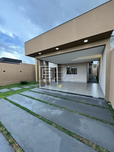 Casa, 3 quartos, 300 m² - Foto 1