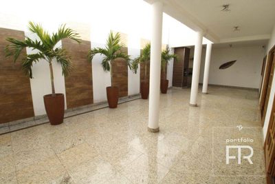 Casa, 3 quartos, 210 m² - Foto 2