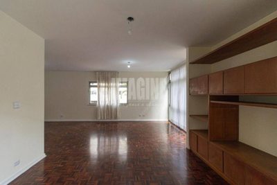 Apartamento, 3 quartos, 216 m² - Foto 1