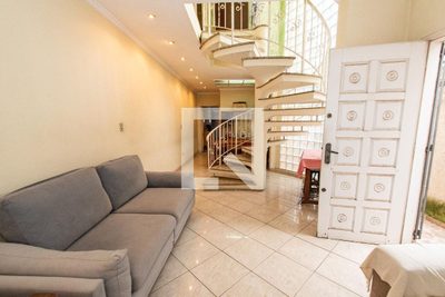 Casa, 3 quartos, 164 m² - Foto 4