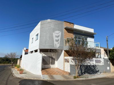 Sobrado, 2 quartos, 250 m² - Foto 1