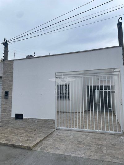 Casa, 2 quartos, 49 m² - Foto 1
