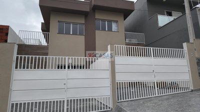 Casa, 2 quartos, 70 m² - Foto 1