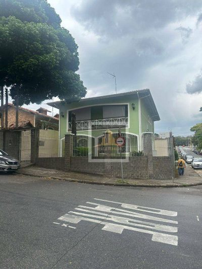 Sobrado, 3 quartos, 245 m² - Foto 1
