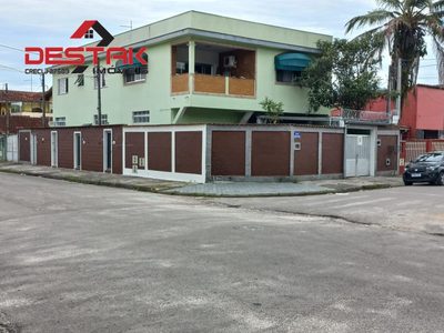 Casa, 3 quartos, 314 m² - Foto 1