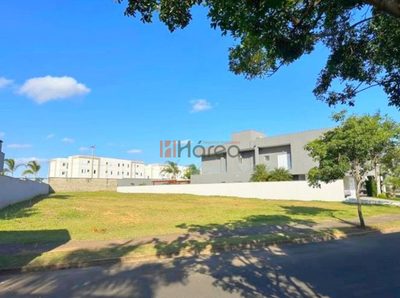 Loteamento e Condomínio, 1072 m² - Foto 1