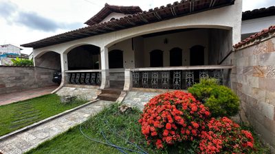 Casa, 3 quartos, 211 m² - Foto 2