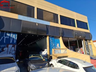Loja-Salão, 811 m² - Foto 1