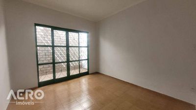 Casa, 3 quartos, 164 m² - Foto 4