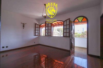 Casa, 4 quartos, 308 m² - Foto 1