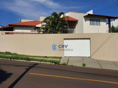 Casa, 3 quartos, 215 m² - Foto 2